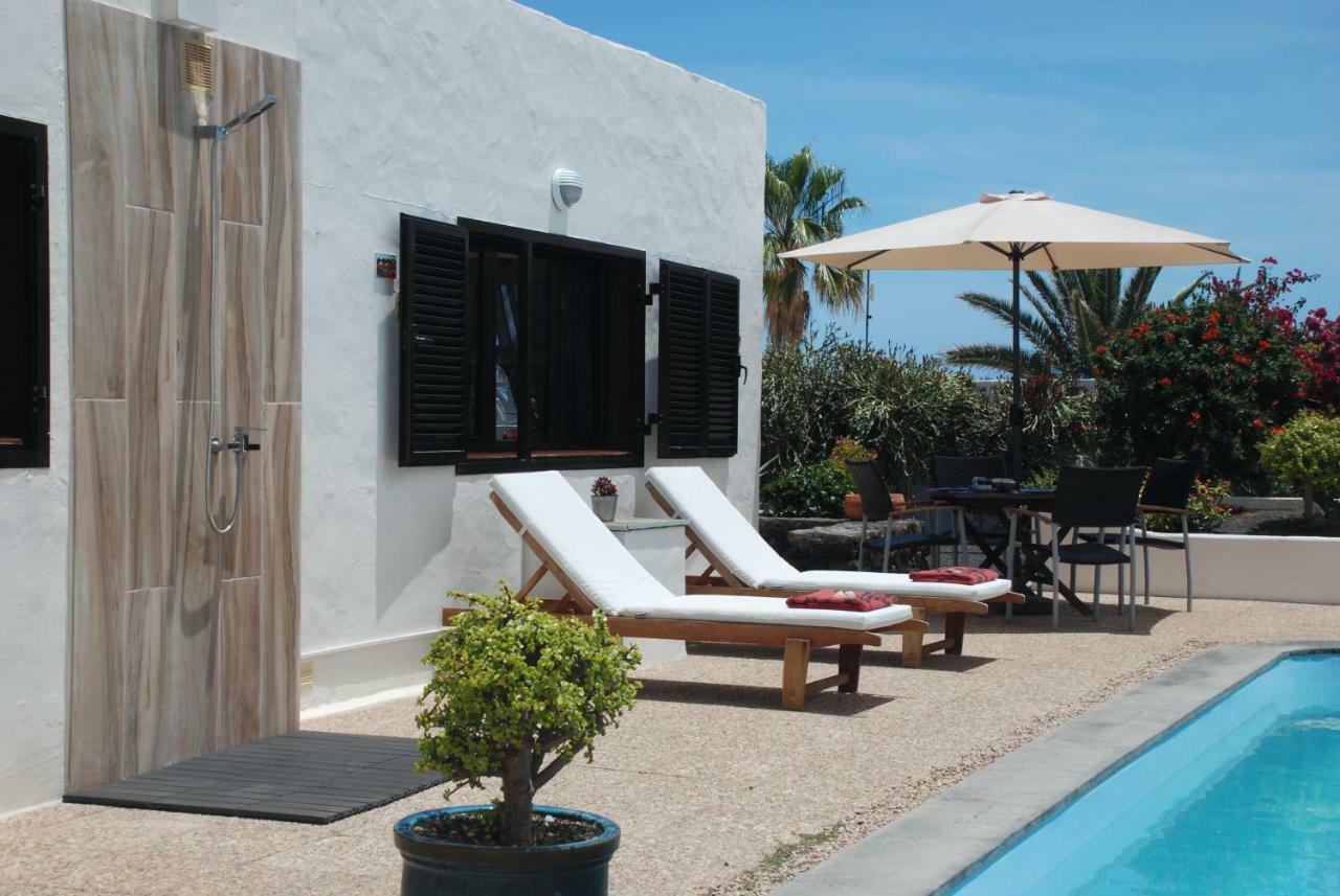 Villa Casa Azmira Del Mar Guatiza Exterior foto